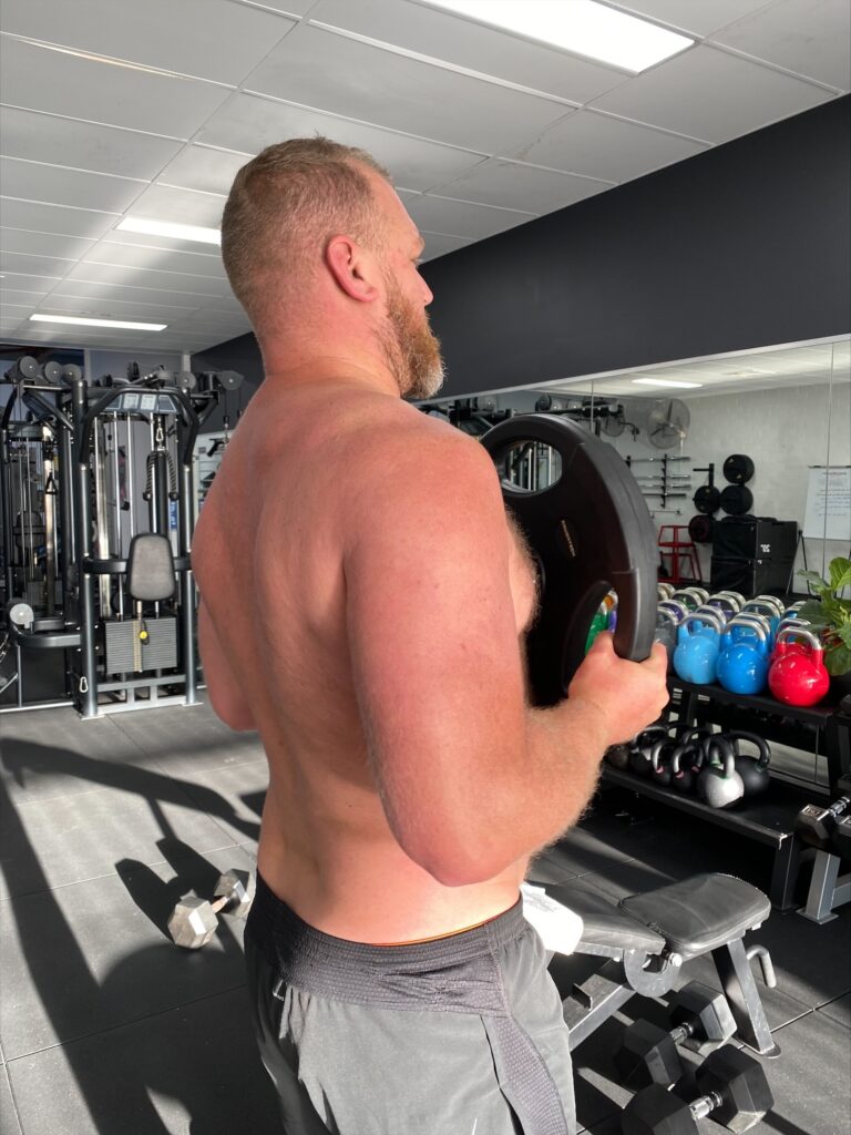 Aussie Gym Daddy is a Australian OnlyFans Model