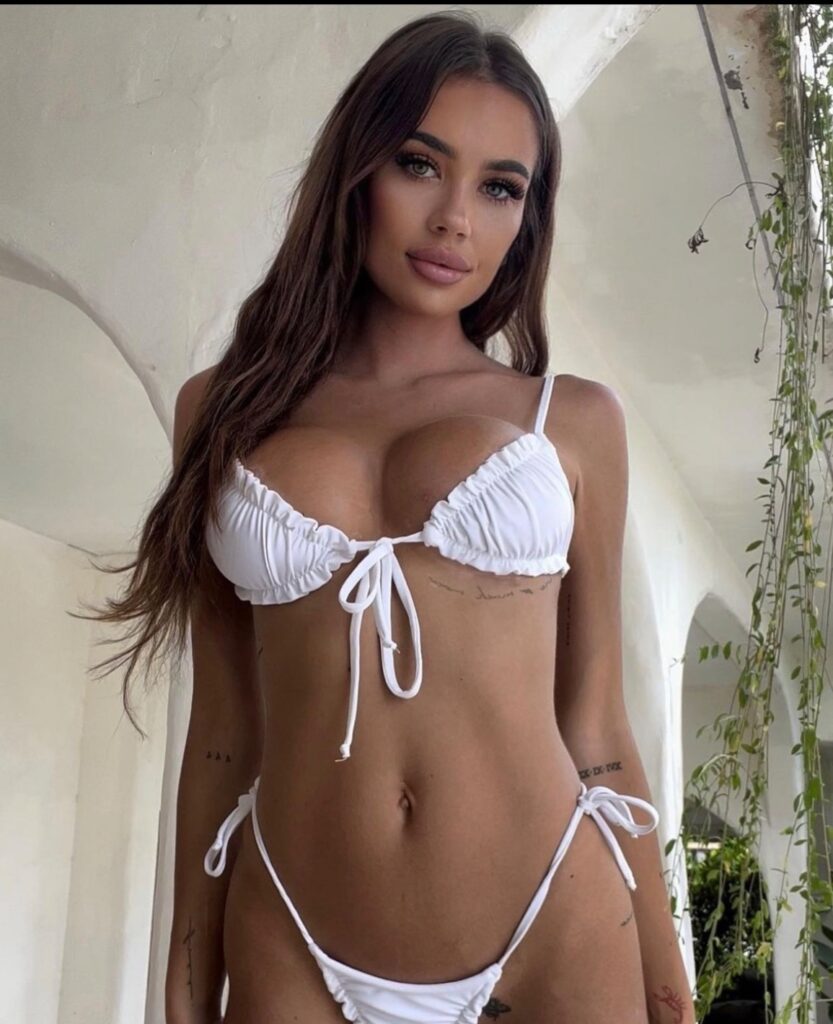 Bailey Scarlett is a Australian OnlyFans Model