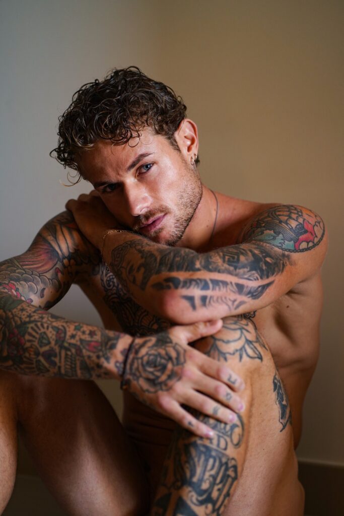 GWoodlight is a Australian OnlyFans Model